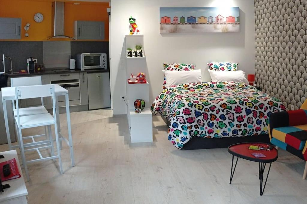 L'Arc-En-Ciel Apartment เลอเทรปอร์ ภายนอก รูปภาพ